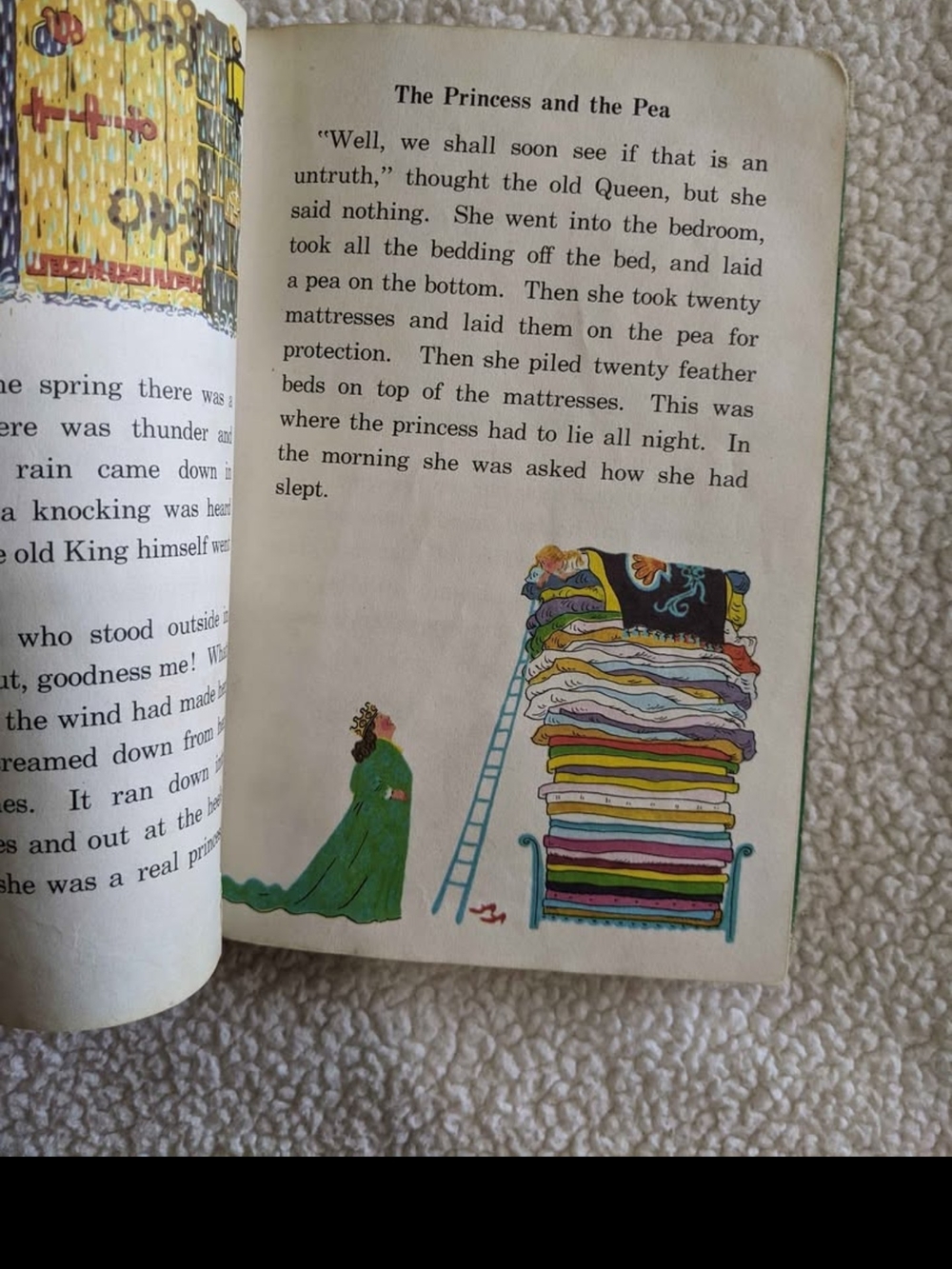 Classic Children's Stories & Story Caravan Set - Red and Green Covers - Picture 7 of 7